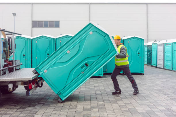 Best High-end porta potty rental  in Edwardsville, KS