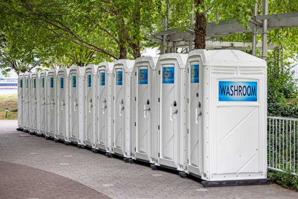 Affordable portable toilet rental in Edwardsville, KS