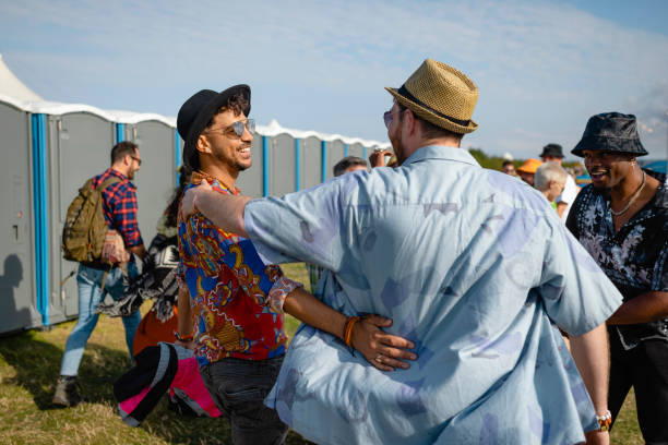 Best Affordable portable toilet rental  in Edwardsville, KS