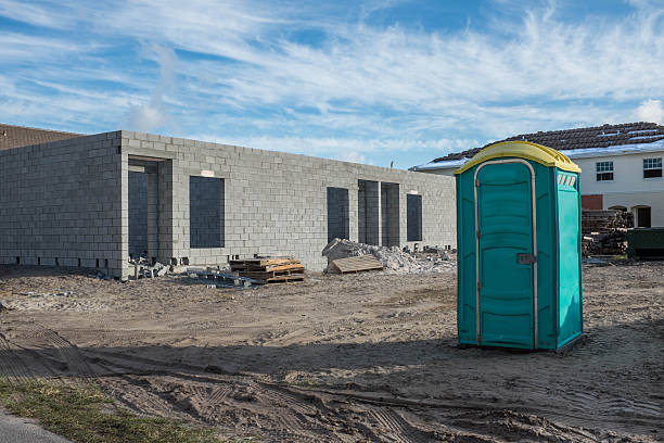 Best Luxury portable toilet rental  in Edwardsville, KS